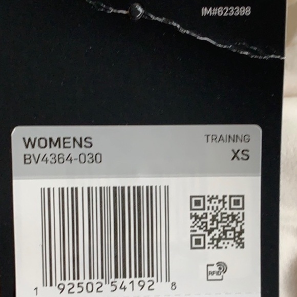 Sold🚫Nike Elastika Racerback Sport Tank Top - Picture 15 of 15